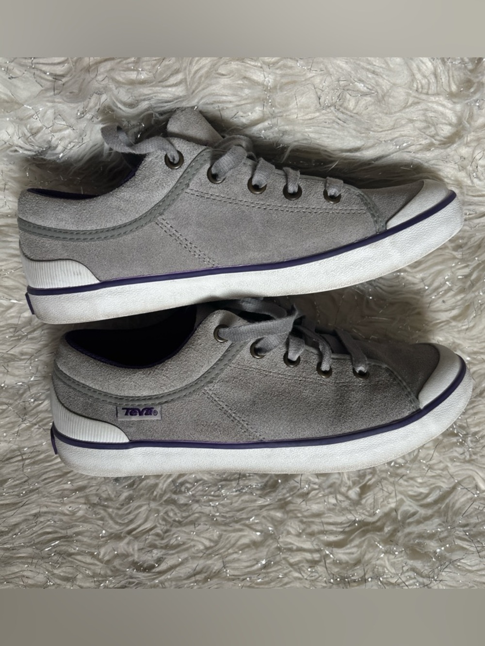 Teva Gray and Purple Women’s Freewheel Suede Lace-Up Sneaker Size USA 7